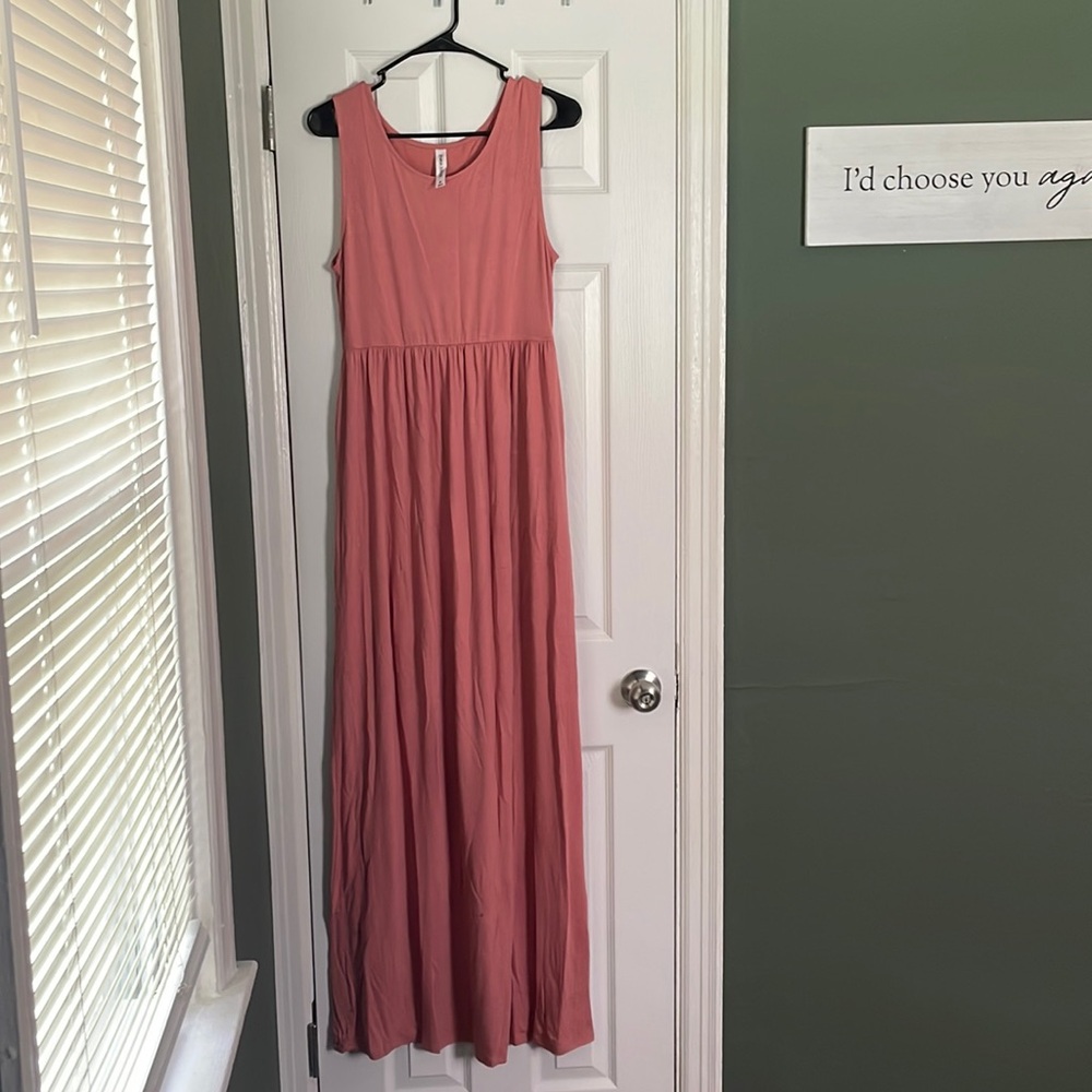 Zenana Outfitters Medium Maxi Dress